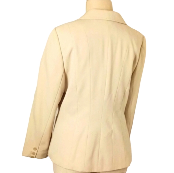 Atelier Blazer Jacket Size 10 Cream Beige Modern Fitted Career Front Pockets - Picture 9 of 16